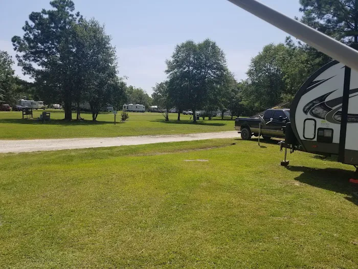 Anchor Village RV Park Picture 3