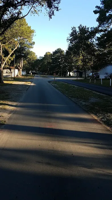 Rosewood Mobile Home Park Picture 7