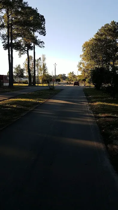 Rosewood Mobile Home Park Picture 4