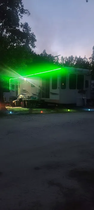 Royals RV Park Picture 1