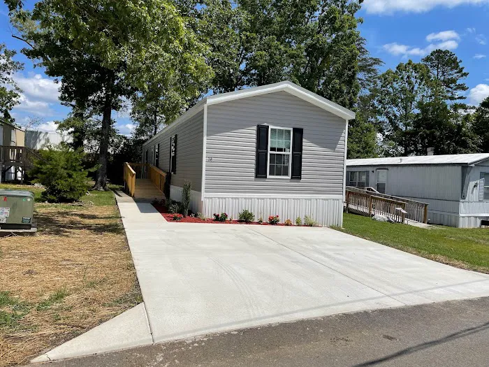 Auman Acres MHC Picture 4