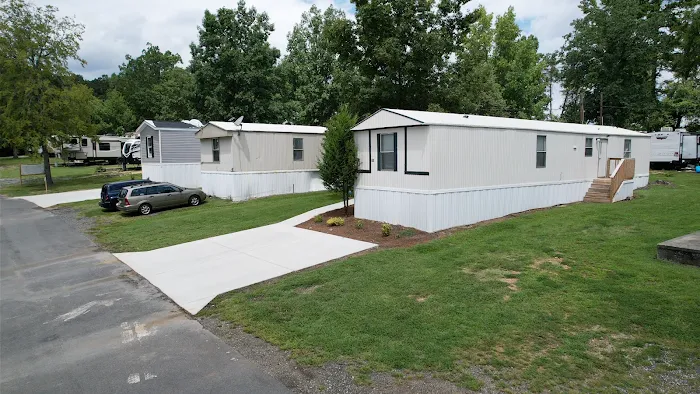 Auman Acres MHC Picture 6