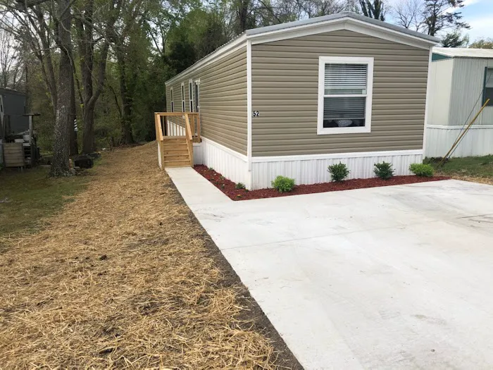 Auman Acres MHC Picture 2