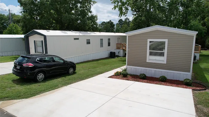 Auman Acres MHC Picture 7