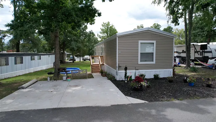 Auman Acres MHC Picture 1