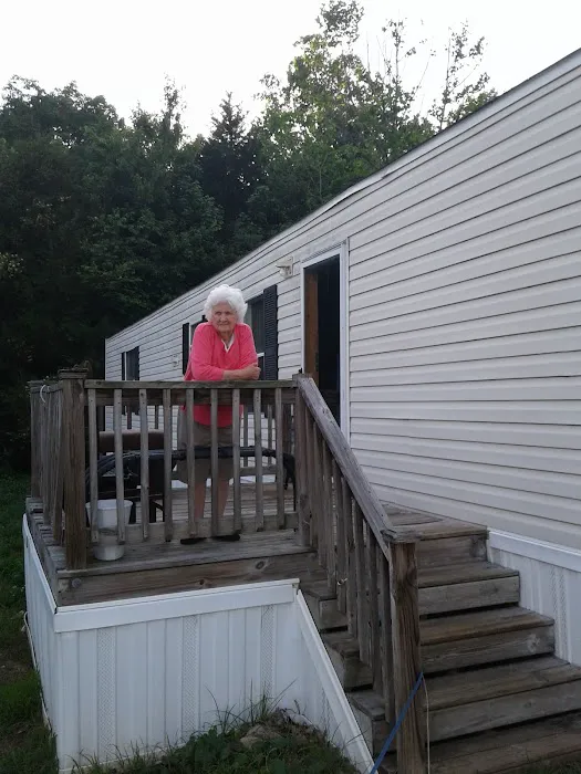 Autumn Oaks Picture 4