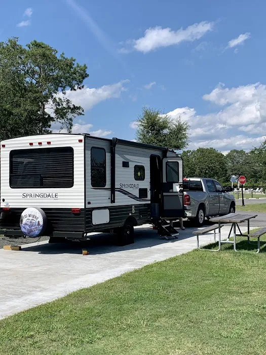 Sea Breeze RV Park Picture 9