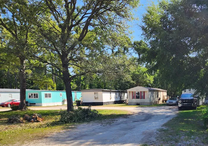 Eastern Shores Mobile Home Park Picture 2