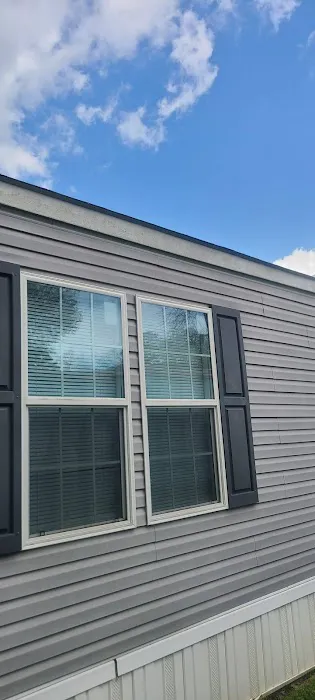 Franklin Village Picture 3