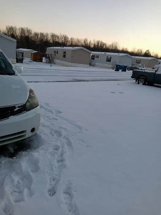 TOWN & COUNTRY MOBILE HOME PARK Picture 1