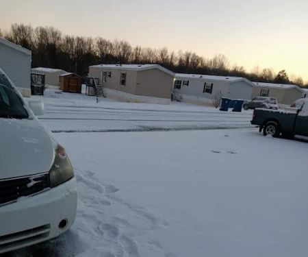 TOWN & COUNTRY MOBILE HOME PARK