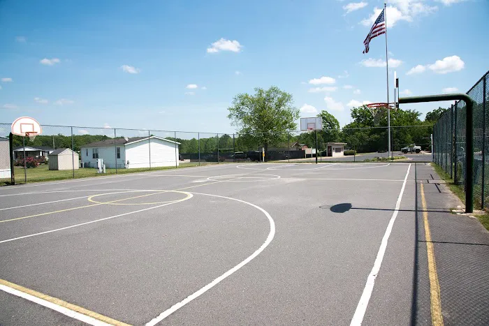 North Meadows Mobile Home Community Picture 5