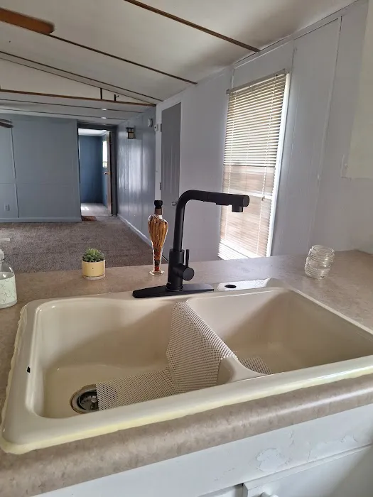 Huffman Mobile Home Park Picture 2