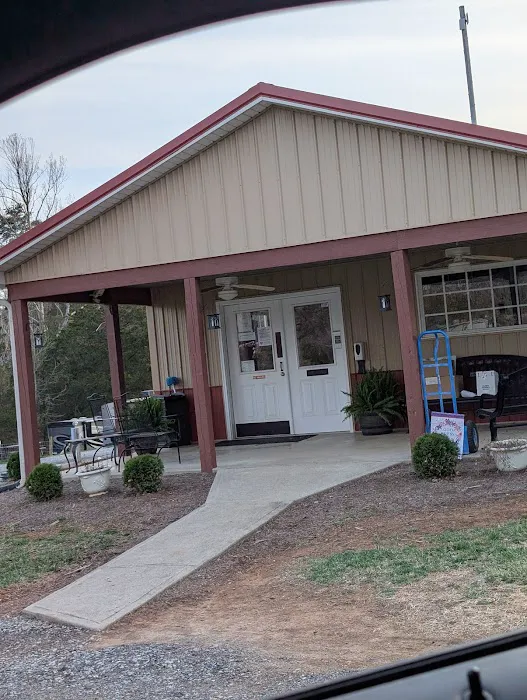 Sweet Water RV Park Picture 3