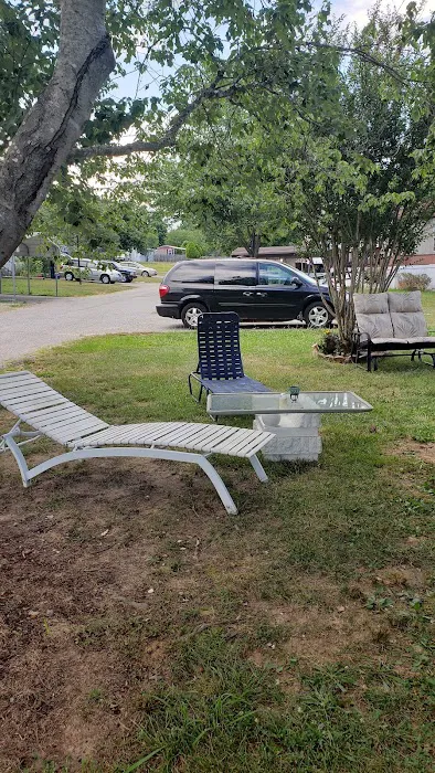 Peacehaven Mobile Home Park Picture 9