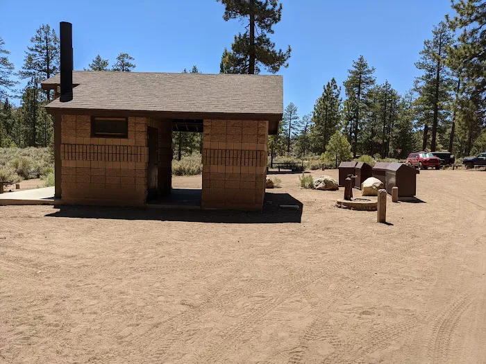 Big Pine Flat Family Campground Picture 9