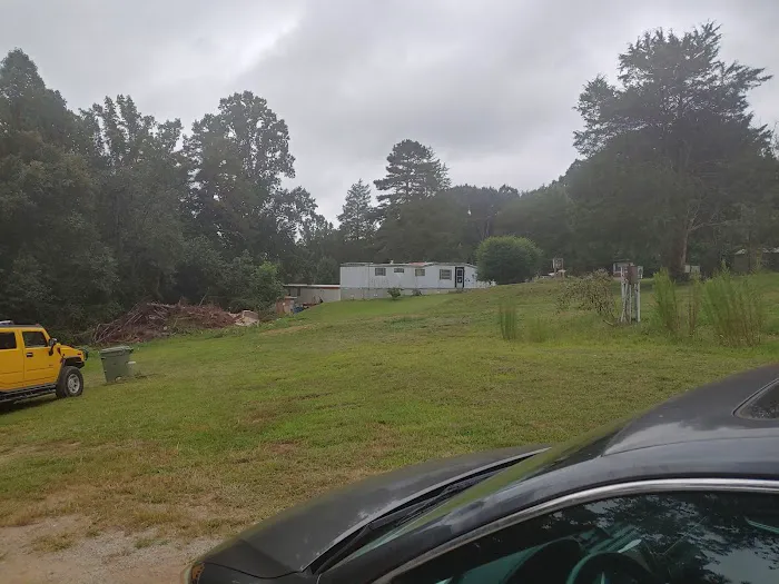 AAA Mobile Home Park Picture 1