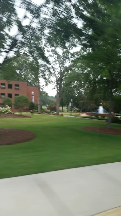 Wingate Estates Mobile Home Park Picture 2