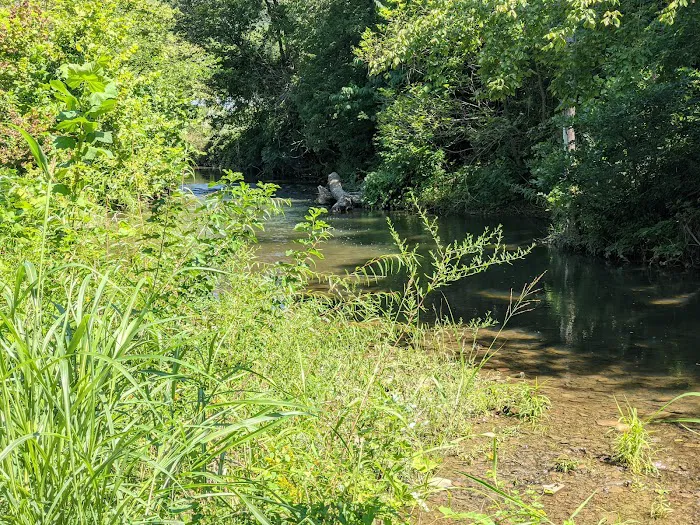 Salem Village Mobile Home Park Picture 9