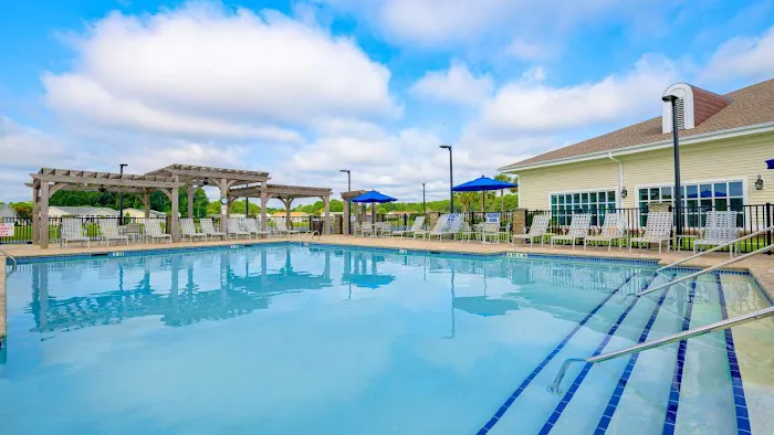 Lakeside Crossing Picture 5