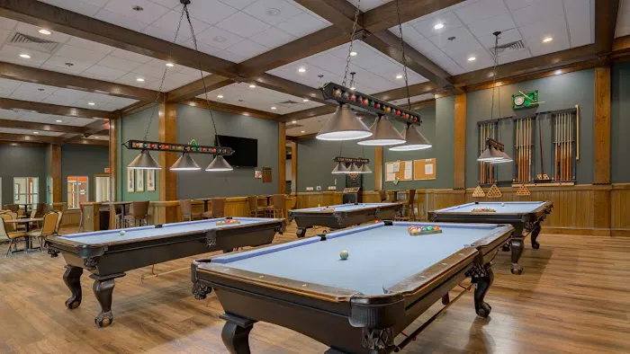 Lakeside Crossing Picture 10