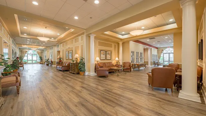 Lakeside Crossing Picture 8