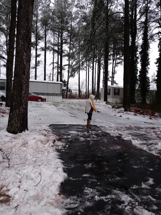 Shady Oaks Mobile Home Park Picture 4