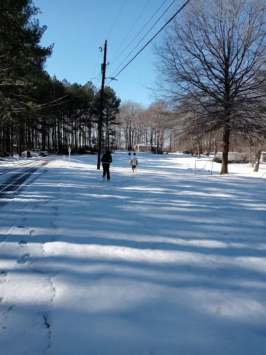 Shady Oaks Mobile Home Park Picture 1