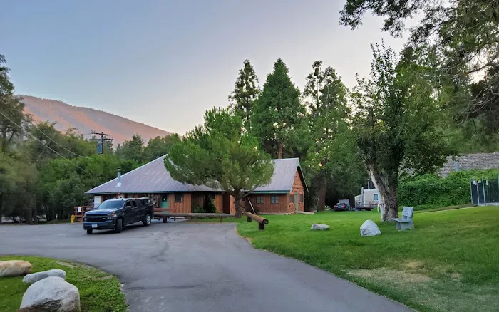 Seven Oaks Lodge Picture 1