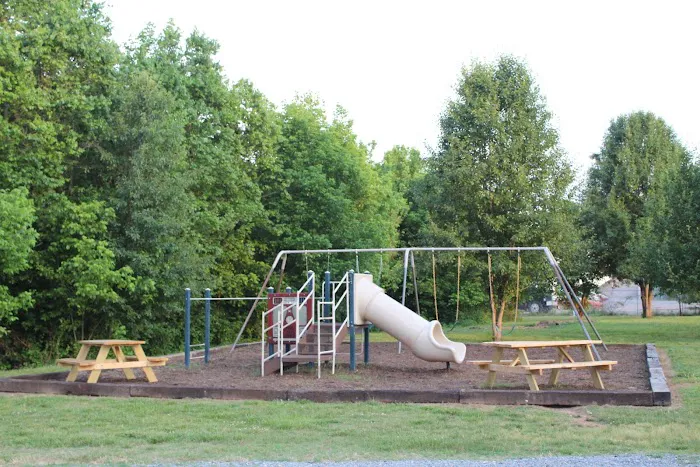 Hometown RV Park Picture 1