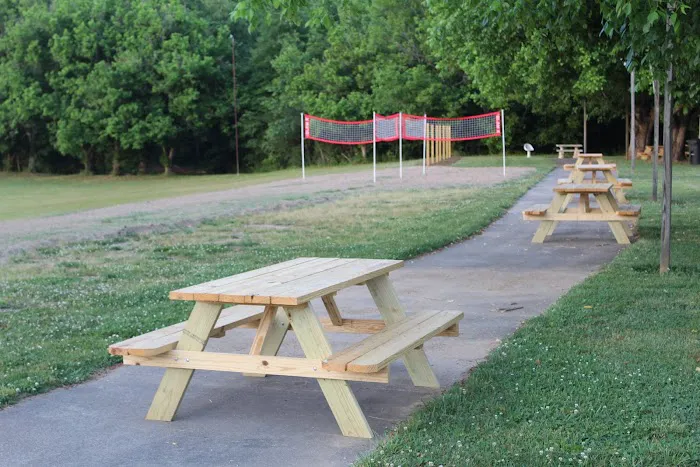 Hometown RV Park Picture 2