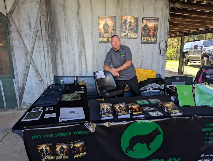 Vanhoy RV Park Picture 6