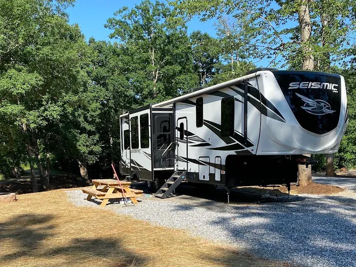 Blake Farms Family RV Resort Picture 7