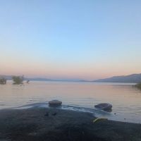 Coyote Cove Lakeside Camping ico