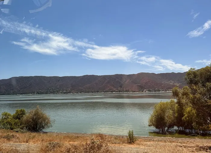 Emerald Bay RV Park Picture 3