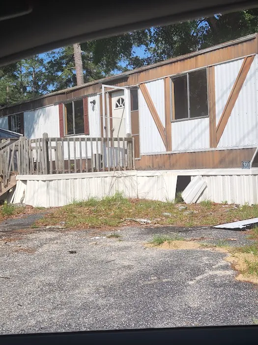 Country Squire Mobile Home Village Picture 2
