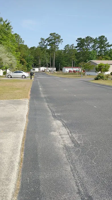 Bellamy Place Mobile Home Park Picture 4