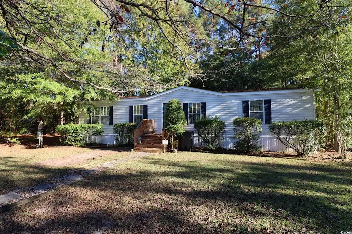 Folly Estates Picture 6