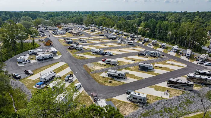 Crooked Oaks RV Park Picture 2