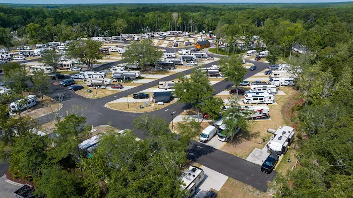 Crooked Oaks RV Park Picture 10
