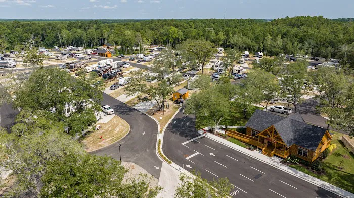 Crooked Oaks RV Park Picture 8