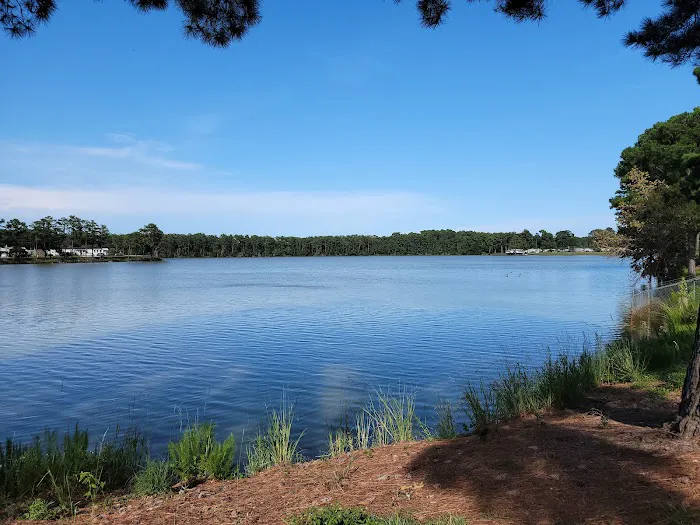 Crystal Lake Mobile Home Village Picture 7