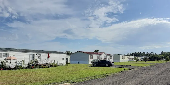 Ashlyn Estates Manufactured Home Community Picture 2