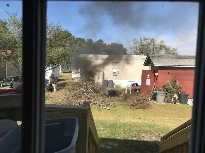 R & R Mobile Home Park Picture 6