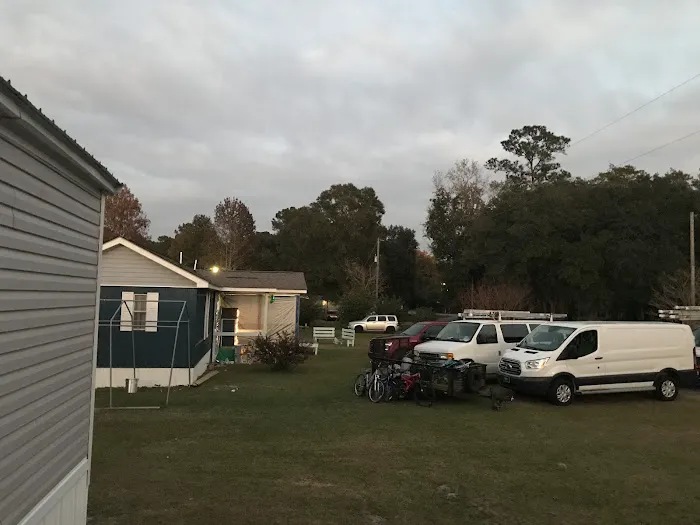 R & R Mobile Home Park Picture 5