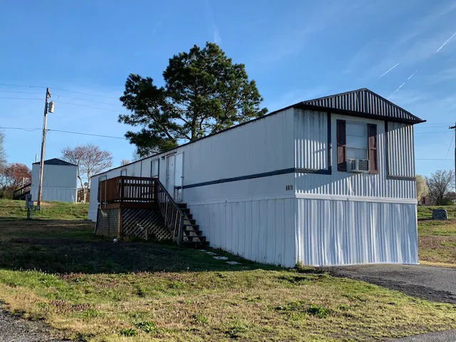 Oakland Glen Manufactured Home Community Picture 3