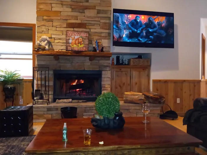 Harrolds Cabin Picture 5