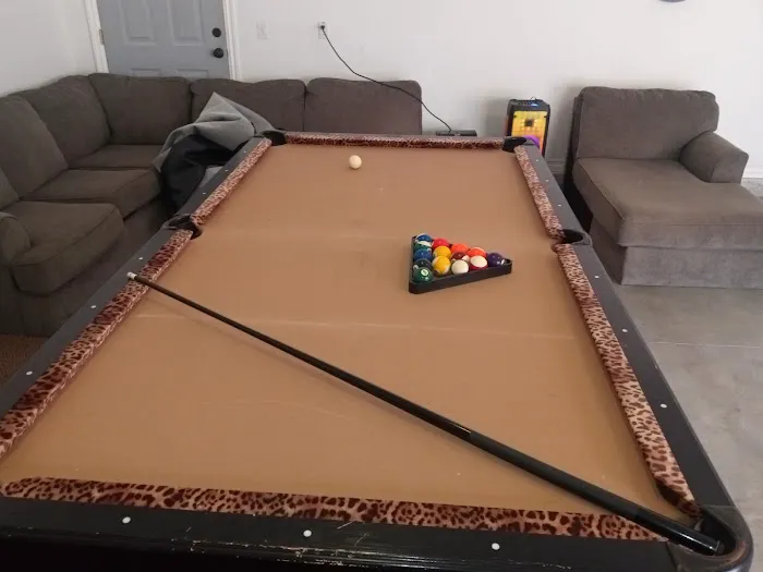 Harrolds Cabin Picture 6