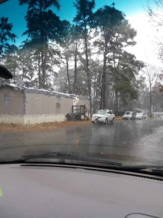 Charlotte Hills Mobile Home Park Picture 5