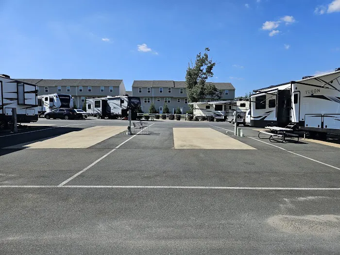 Crown Cove RV Park Picture 7